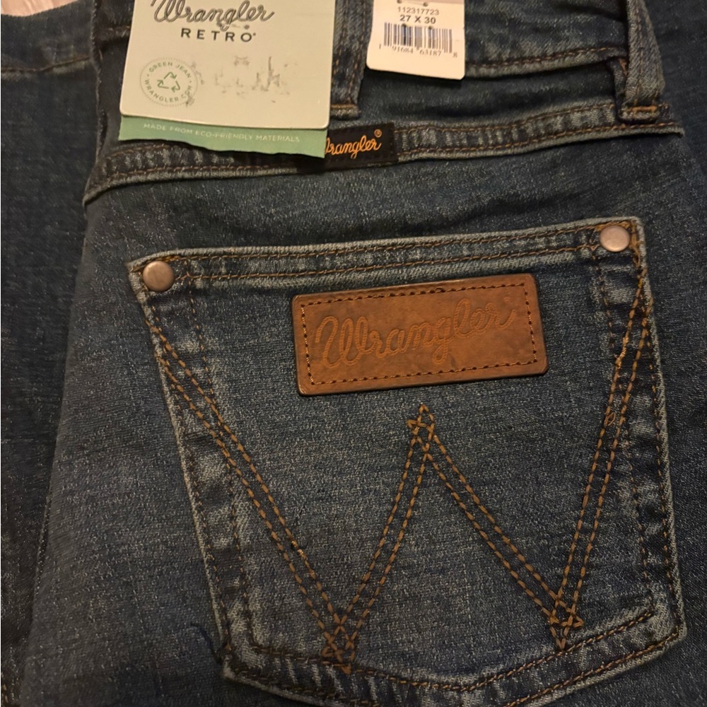 ✨ Wrangler Retro Flare Jeans – Size 27x30 – NWT ✨